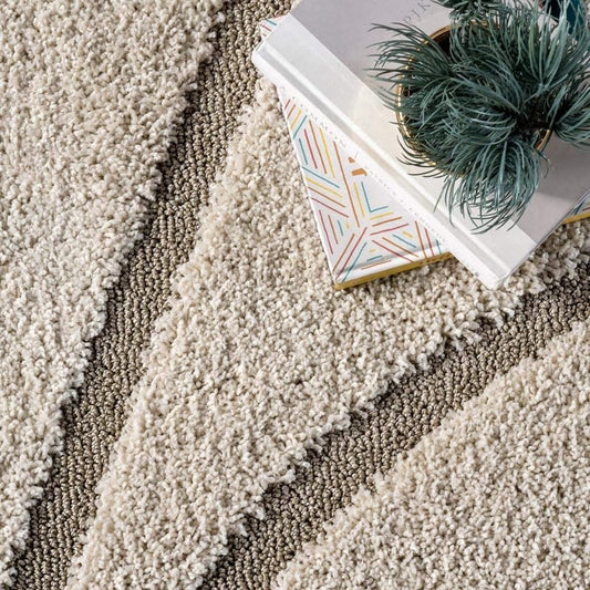 Round Cream Handcrafted Shaggy Carpet