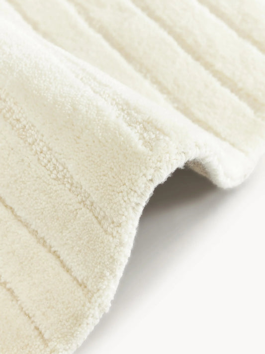 Ivory Modern Line Design Round Carpet
