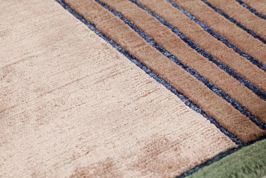 Monarque Viscose Silk Hand-Tufted Rug