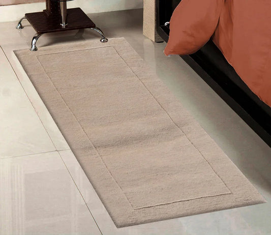 sunshine-carpet-beige-runner-bedroom